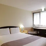 Ibis Montmelo מלון