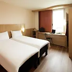 Ibis Montmelo מלון 2*