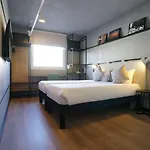 Ibis Montmelo מלון גראנולרס
