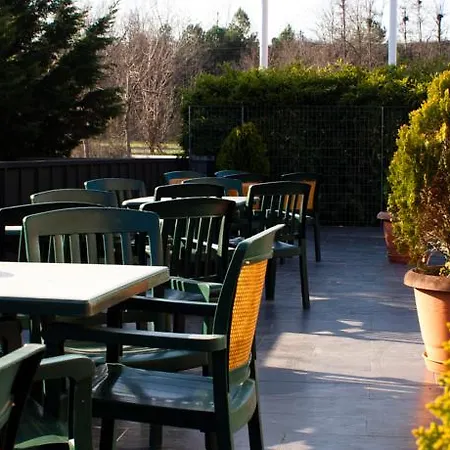 Hotel Ibis Montmelo 2*