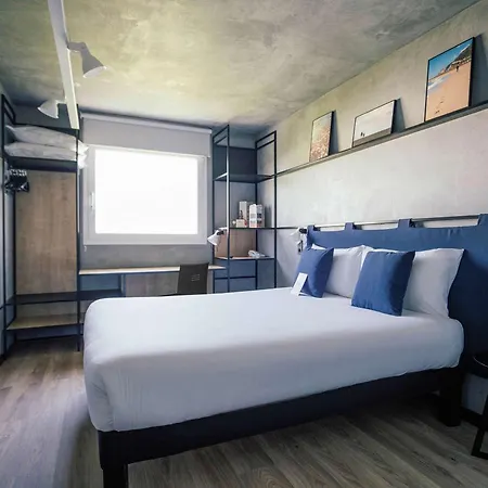 Ibis Montmelo 2* Granollers
