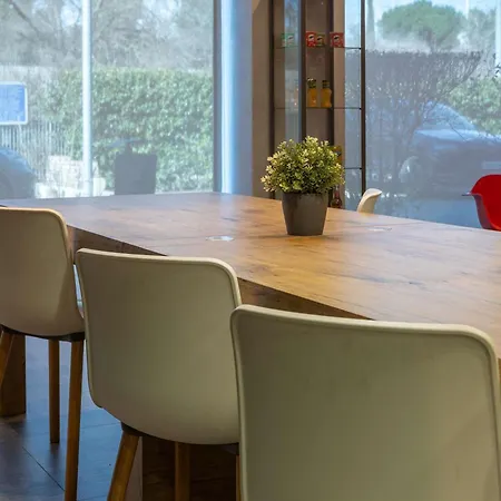 Ibis Montmelo Hotell