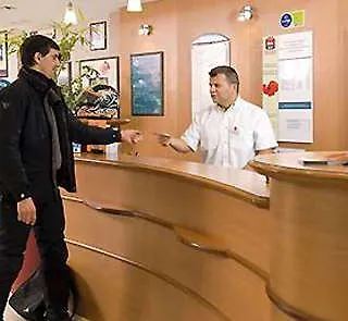 Ibis Montmelo Hotel 2*