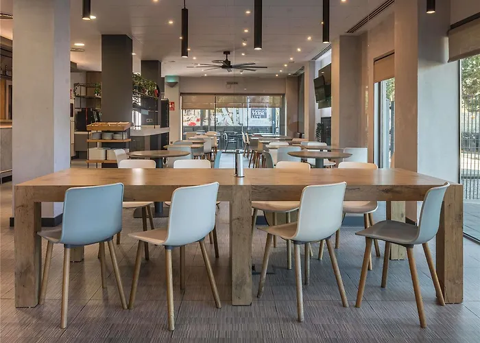 Ibis Montmelo Hotell 2*